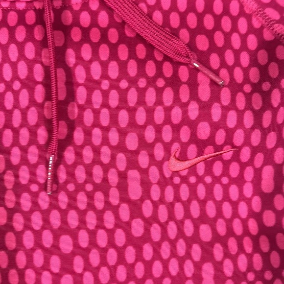 Nike women’s hoodie - Picture 7 of 7